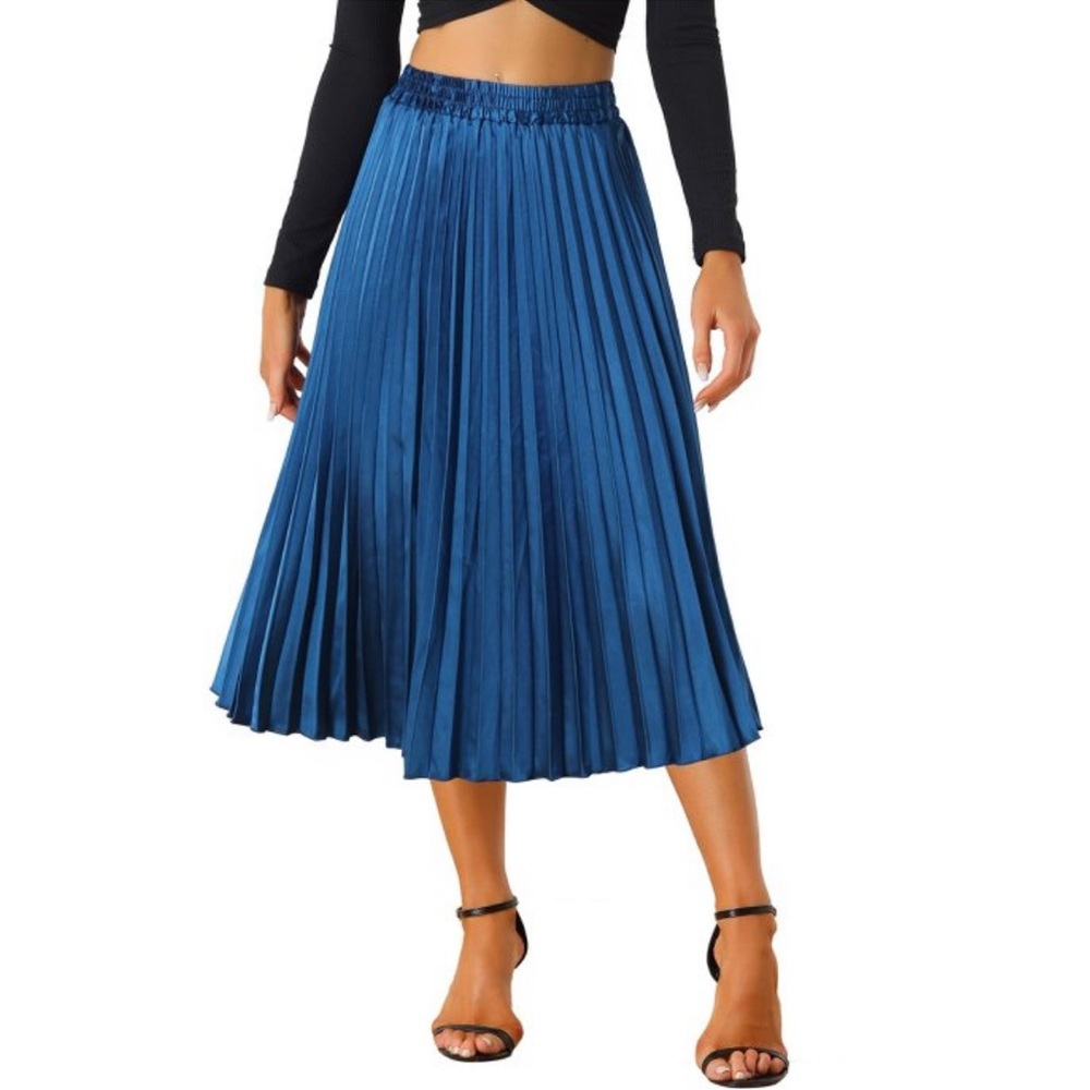 NWT! Allegra K Women's Elastic Waist
Metallic Accordion Pleated Skirt Blue S
